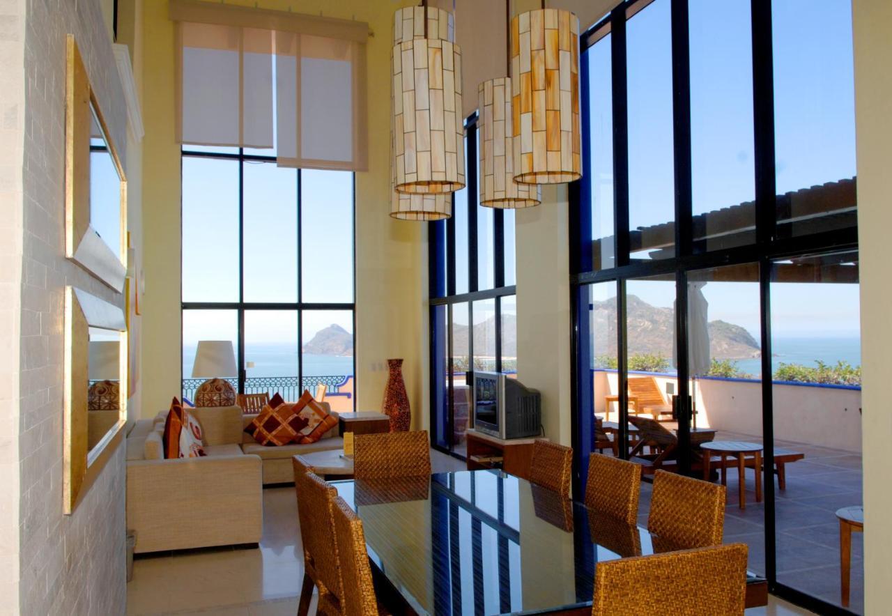 Royal Villas Resort Mazatlán Exteriér fotografie The Sky Bar